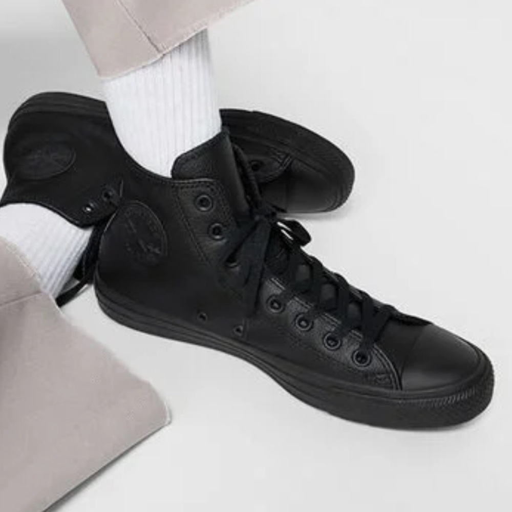 Chuck Taylor All Star Leather